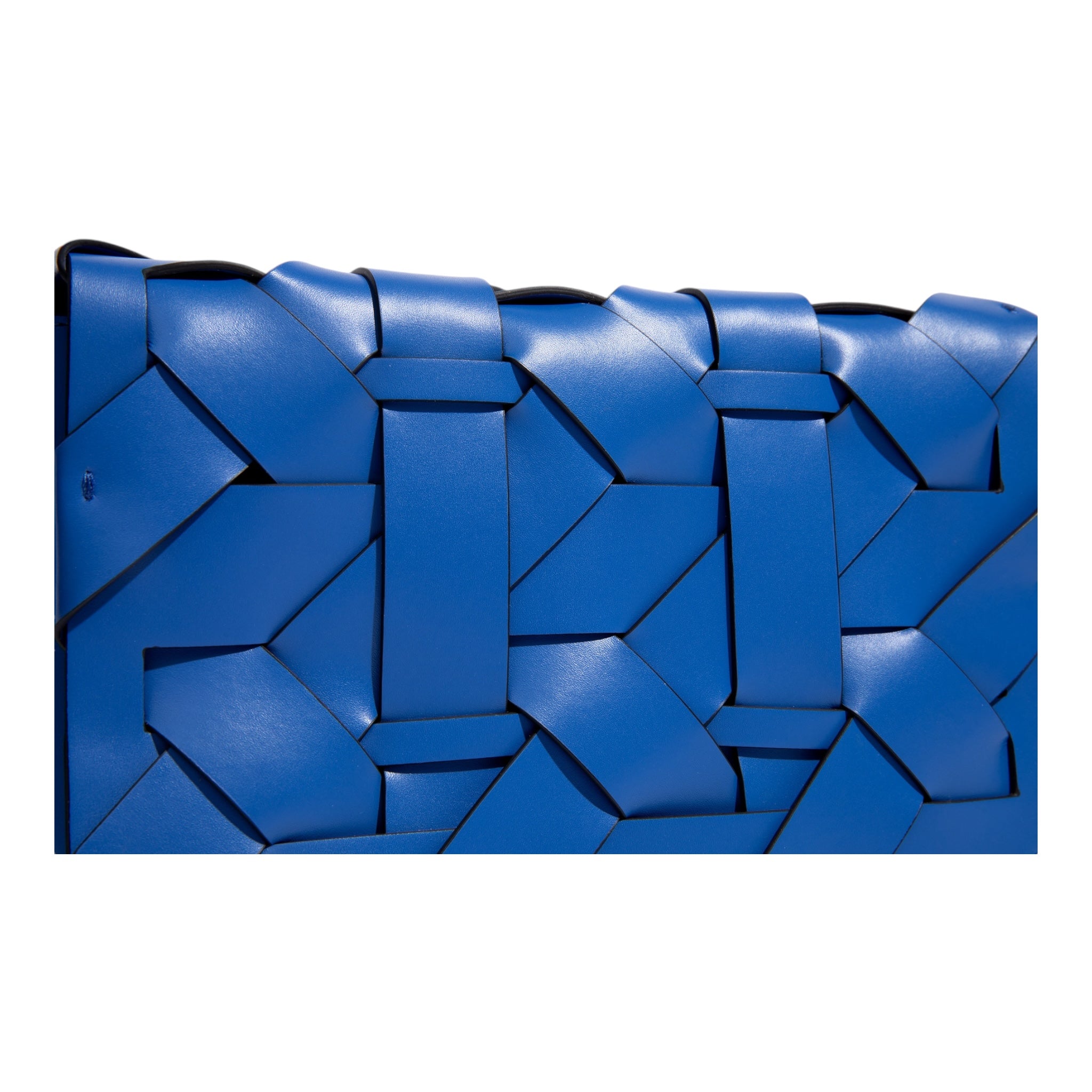 The ZENOBIA WOVEN CLUTCH