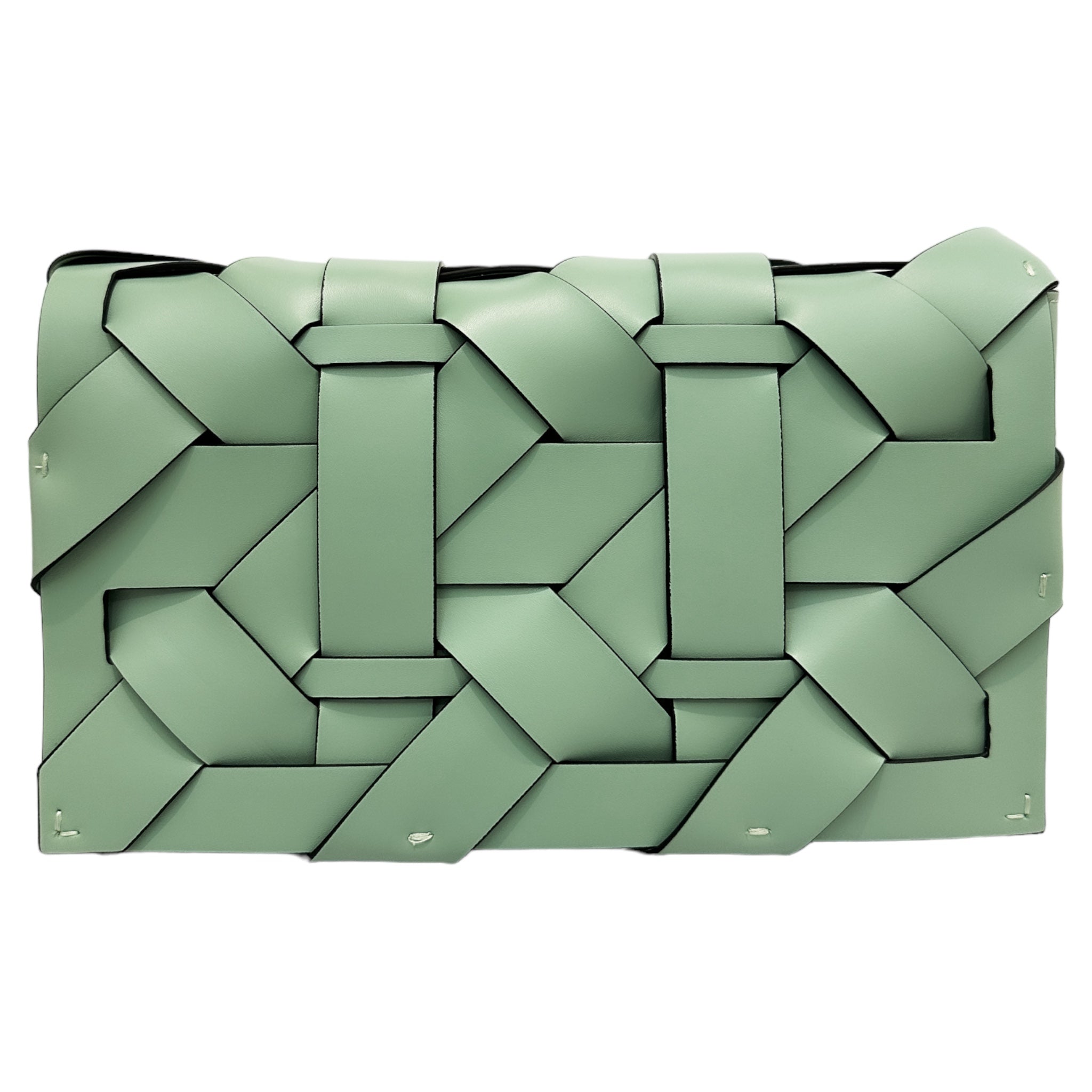 The ZENOBIA WOVEN CLUTCH